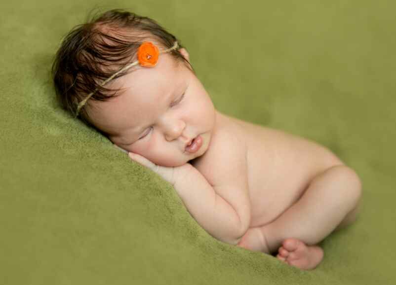 Bandeau peau à peau bébé : Ce que vous devez savoir